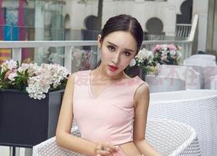 网盘里的瑜伽：爱丝让我忍不住多点几下