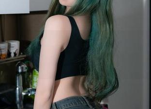 每次翻看Bambi(밤비)的甜心合集，总有种别样的”尝试“？
