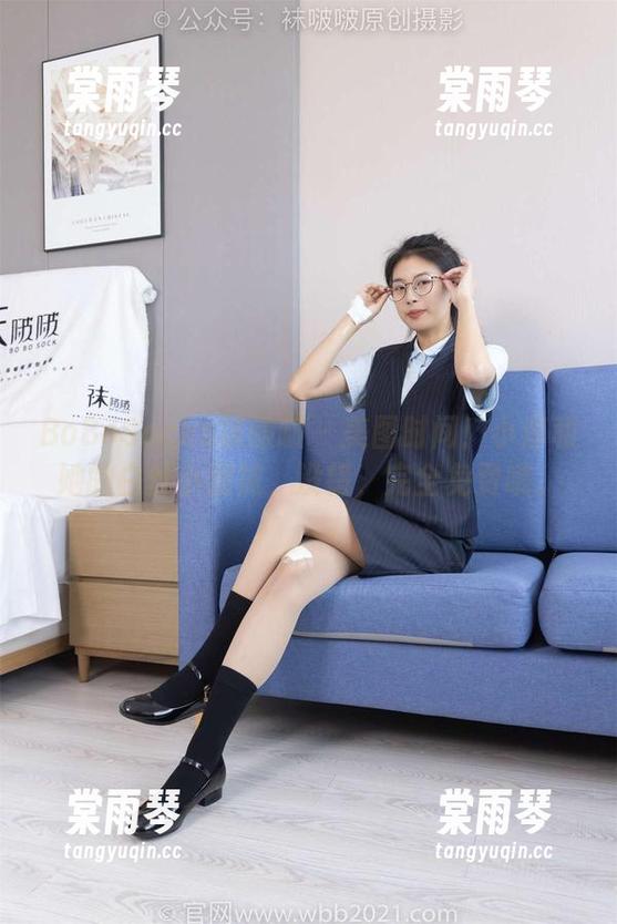 BoBoSocks袜啵啵-小淳 BoBoSocks袜啵啵 - 美图时间!小淳和她的白丝小腿袜,没错,完全免费哦。