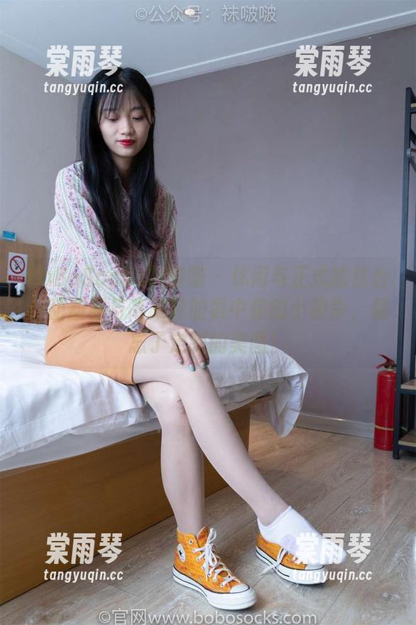 BoBoSocks袜啵啵-甜甜圈 BoBoSocks袜啵啵 - 休闲与正式的结合!甜甜圈与高跟鞋的戳中你的小确幸,别忘了定制的美图!