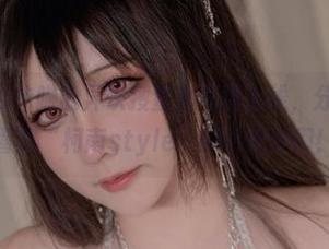 KANEKO咔喵的异铁搜查官写真上线，分享给所有喜欢“柯南style”的小伙伴们！