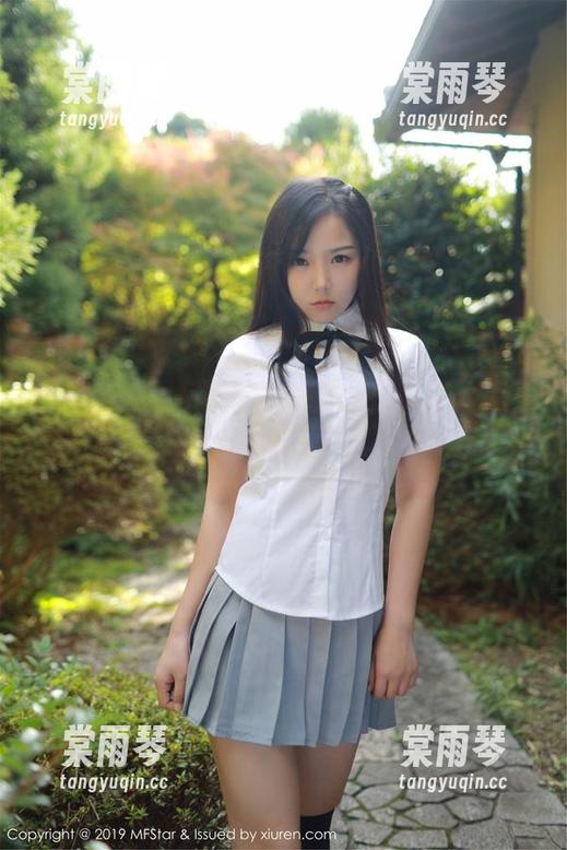 MFStar模范学院-Baileys香儿 MFStar模范学院 - 在线,闪亮牛仔裤合集,Baileys香儿在这里等你流连。