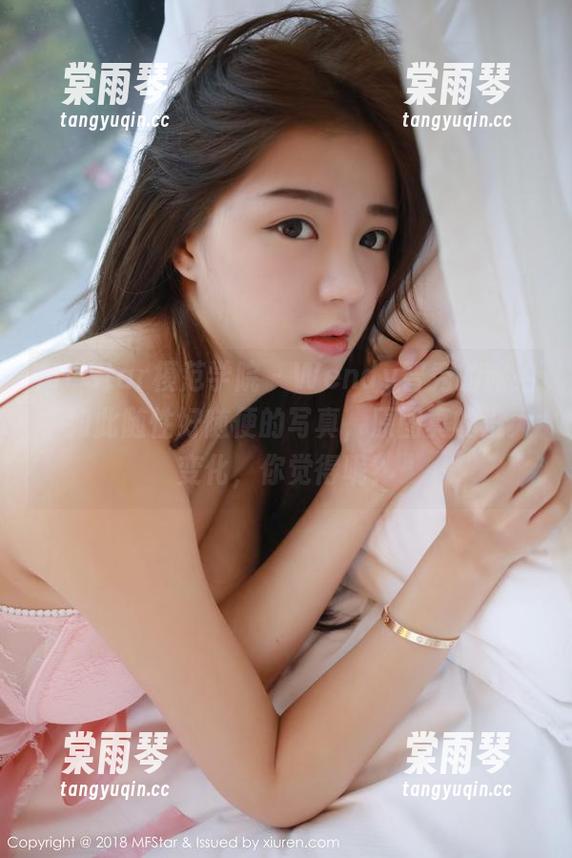 MFStar模范学院 - Wendy智秀的旅拍，如此随性好随便的写真，原图真的没大变化，你觉得呢？