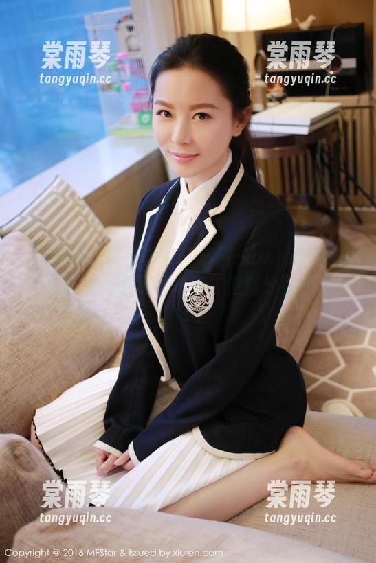 MFStar模范学院-苏西-susie MFStar模范学院 - 苏西-susie的白衬衫全集,明明是基本款,但我分页翻不停。