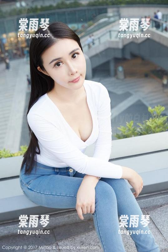 MiiTao蜜桃社-吴凯莉Kelly MiiTao蜜桃社 - 吴凯莉Kelly的白衬衫:一种无法用言语形容的美图魔力!