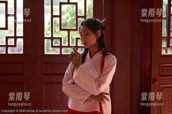MiiTao蜜桃社 - 免费图册等于半个广告？王婉悠Queen的瑜伽练习到底给了我怎样的期盼