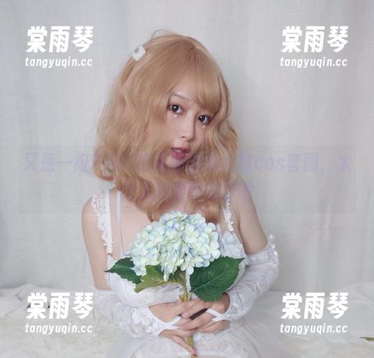 PAKI草莓酱 又是一组PAKI草莓酱的兔女郎cos套图,太让人想要收藏了吧