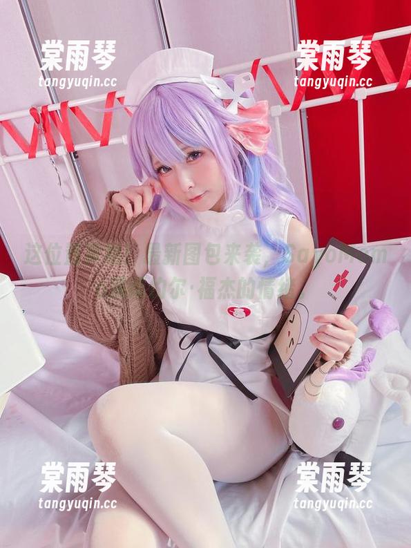 这位置真绝!最新图包来袭,SayoMomo演绎约尔·福杰的情绪。