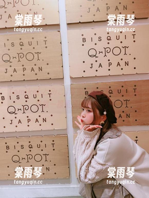 Tomiko(とみこ)带你玩转灰丝私拍，快来撩一撩资源的乐趣吧！