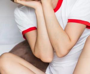 TouTiao头条女神 - 万圣节来了，张蓝欣高清壁纸，给你一大波刺激，快来装扮你的屏幕吧！