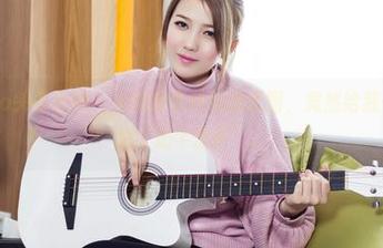 TouTiao头条女神 - 来聊聊李梓熙的原图，竟然给我一种奇妙的“奶牛情怀”。