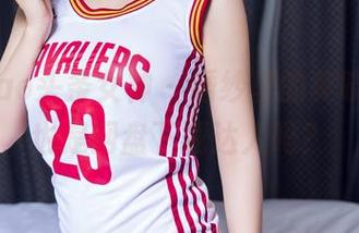 TouTiao头条女神 - 婚纱里的莫晓希，你也是网盘下载达人吗？