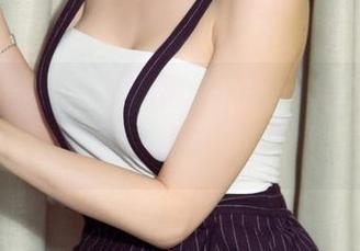 UGirls尤果网 - 高清写真集，看李凌子的天使，心中不禁想说“心好累”。