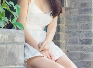 UGirls尤果网 - 高清肉丝堪称“画中画”，韩乐优的分享就像一块美妙巧克力，让人陶醉。