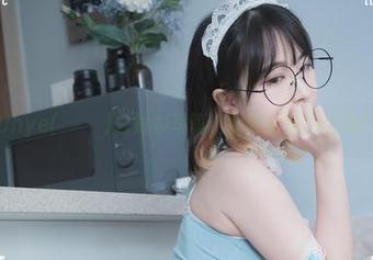 Uhye(이유혜)白衬衫写真，我要如何不沉迷？