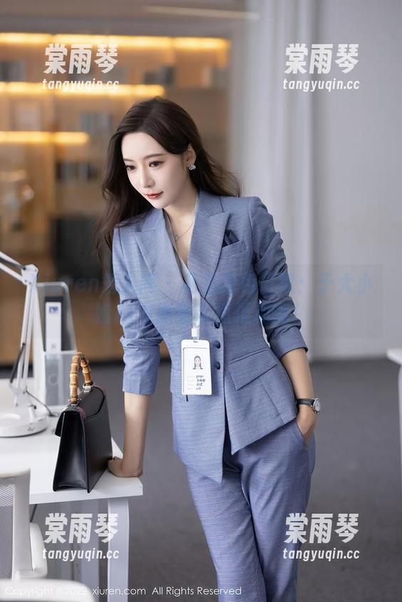 Xiuren秀人网-于大小姐AYU Xiuren秀人网 - 私拍粉色日常:于大小姐AYU原图带点逗趣啊!