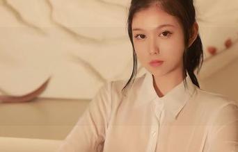 Xiuren秀人网 - 谁说婚纱只适合脸小的女孩？卓琳妹妹_jolin的私拍图真让人佩服她的勇气