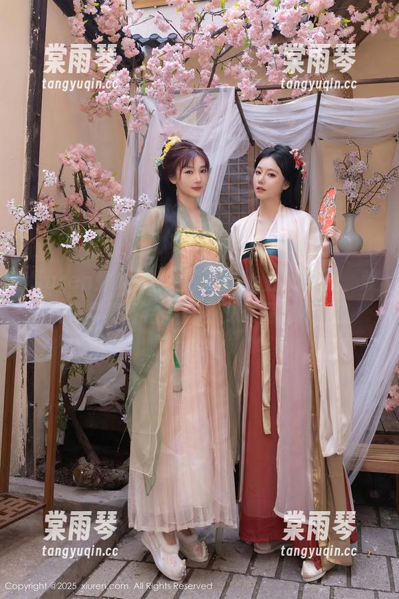 Xiuren秀人网 - 看吧，奶e豆又来了，双人的写真背后藏着多少未竟的默契？