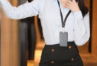 Xiuren秀人网 - 图集免费，糯美子mini制服来袭，别逼我认真点评啊！
