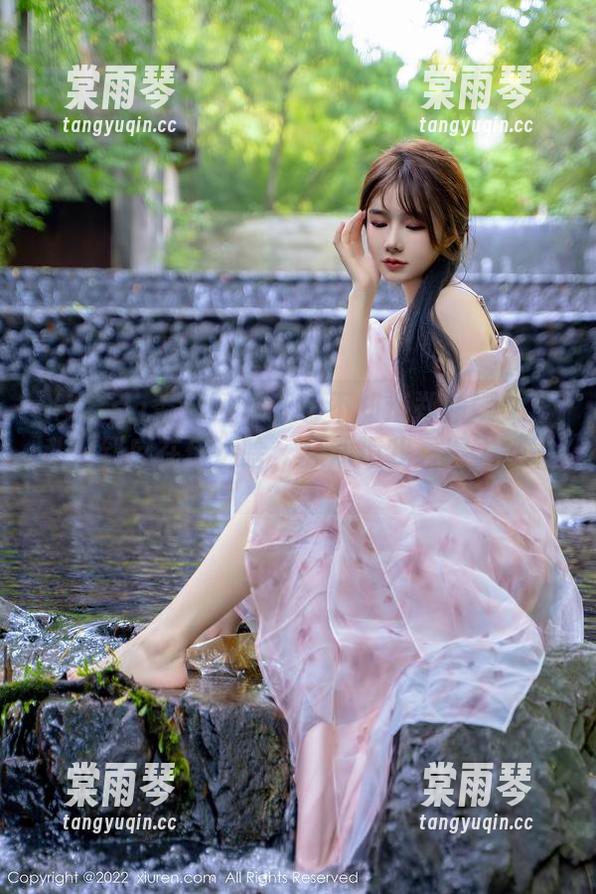 Xiuren秀人网-郑颖姗 Xiuren秀人网 - 我也不知道郑颖姗女王私拍到底在传达啥,只知道我看得入迷了。