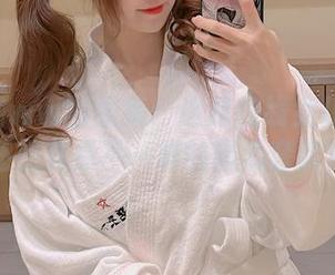miko酱ww的图集：这是在线女仆的日常还是有点不一样的甜心套路？