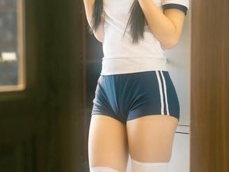 在rua阮阮的花房:一场‘小裙子’和‘小意外’的作品合集!