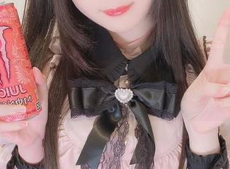 高清资源！shimo霜月穿女仆裙，我觉得这裙子能让狗都会打招呼。