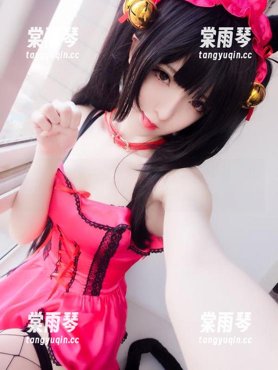 一小央泽 一小央泽约会女友写真集,玩味不止,仿佛每一帧都藏着缺失的段落。