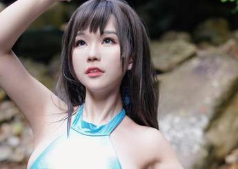 图片带你游览新春，一分钟内对七七娜娜子旗袍的深思