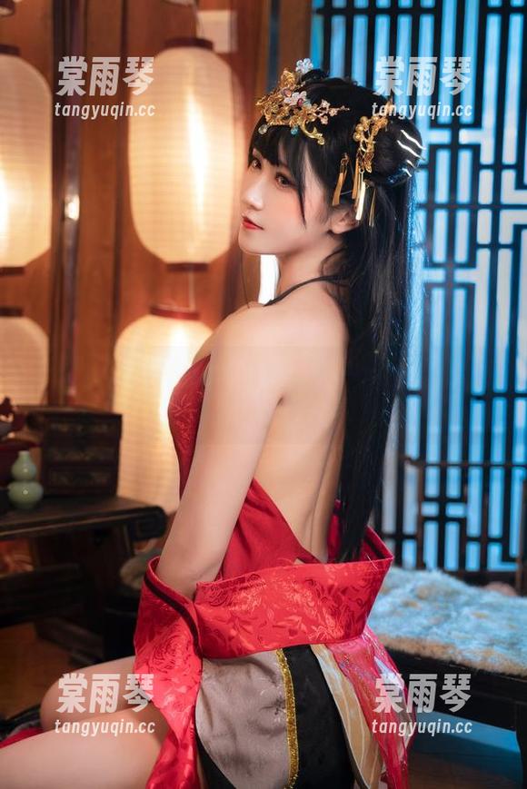 三度_69 三度_69的私拍:在碧蓝航线里迷失增加一层可畏的气氛