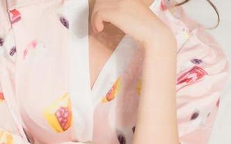 克拉女神 - 皮衣vs.姜璐：一场套图大战，结果很有趣，哪一张看了都会想起街头的那股叛逆？