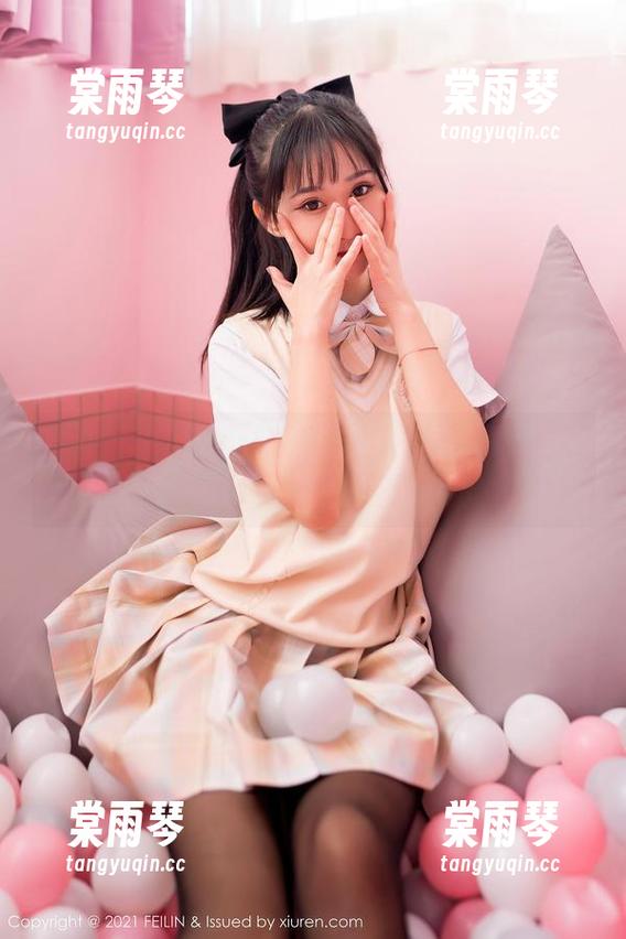 嗲囡囡-诗诗kiki 嗲囡囡 - 诗诗kiki私房定制比基尼:这算不算夏日的超级福利?