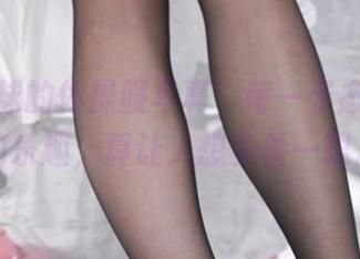 大米米球的体操服写真，每一姿态都有它的乐趣，真让人想多看一眼。