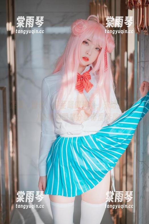 紧致、修长、甚至略微挑逗，宋哈娜(송하나)的美腿图集分享再度升级