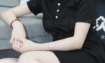 小众视觉 - 一看这肉丝图包，我不得不佩服思姐的带货实力！