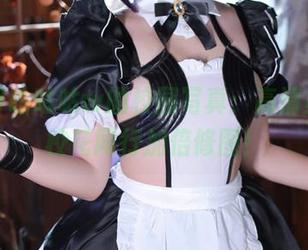 小容仔咕咕咕w的校园写真：高清必备，校花同行加倍修图！