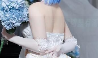 洗脑的优香：屿鱼的写真套图里有海底捞的隐喻吗？