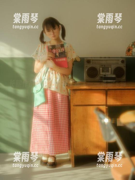 幼水铃衣 长腿作品,幼水铃衣带我飞——是要飞到腿部天国吗?