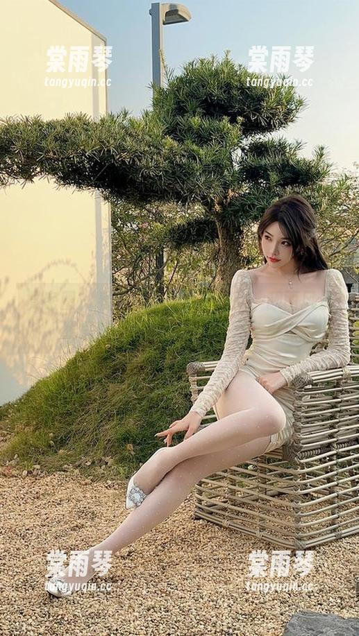 徐莉芝 微密圈 - 看徐莉芝的最新原图,靓丽风景线居然还挺有趣的—只是一点点