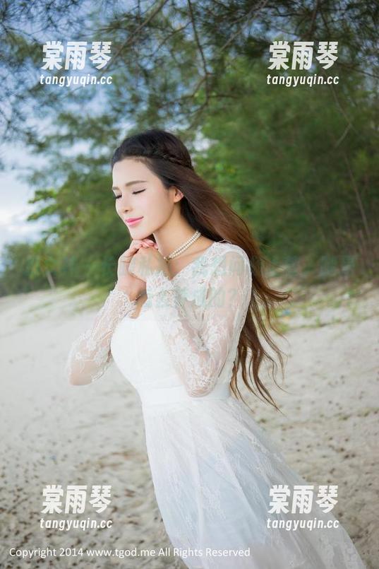 推女神-杨上萱 推女神 - 长腿私拍:我想问杨上萱,腿是怎么养成的?