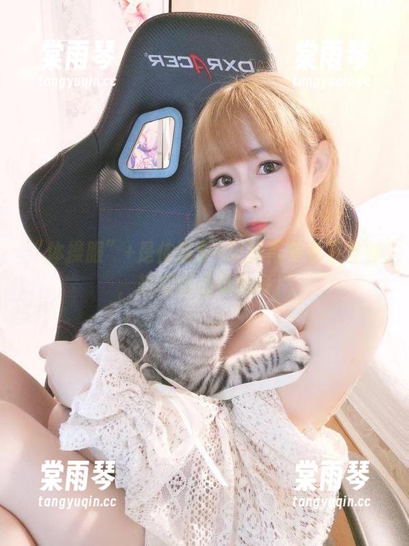 “体操服”+是依酱吖=让我再多看五分钟，超期待后续转身！