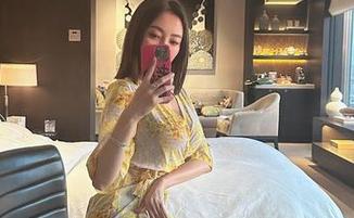微密圈 - 果儿Victoria带来的JK合集，头顶风筝线，脚踩校园思潮！