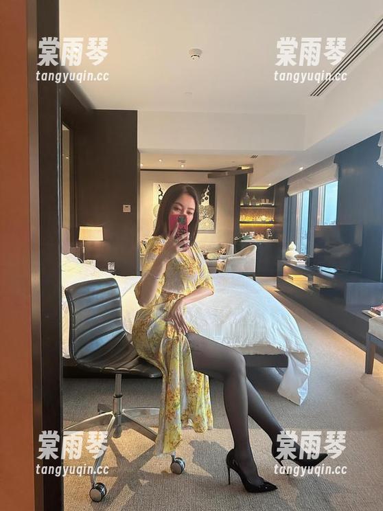 微密圈 - 果儿Victoria带来的JK合集，头顶风筝线，脚踩校园思潮！