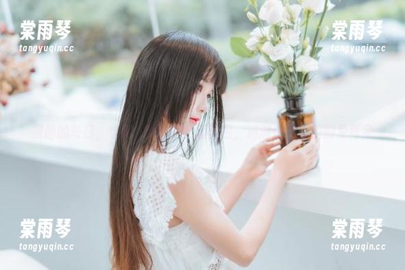寂静的冬日，恰似桜桃喵的全套图包，满满都是可爱的兔耳朵