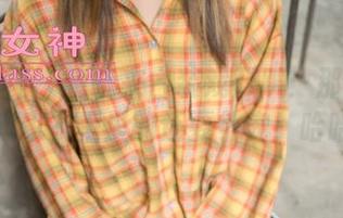 梦丝女神 - 晓晓来古装戏开趴：那群戏服比我家衣柜里的还要争宠！哈哈！