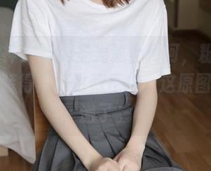 梦丝女神 - 当无圣光遇上珂珂，粉NIKE女神伪装得再好也藏不住，这原图可太刺激了。