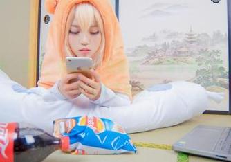 这个“女王”图包，看得我一头雾水，白易子教主这是要展现哪里的女王风范？