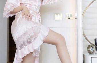 秀人网 - 纯白的周于希Sally，图集倒是别致，但我还能等多久来看点光线？