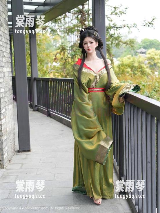 秀人网 - 这不只是个合集，潘娇娇的女王资源更像是一场盛筵！