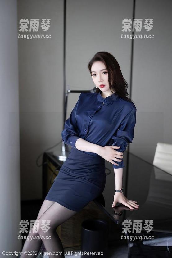 秀人网-璀灿 秀人网 - 下载一点,璀灿的秘密就在这里,免费的,不收费的喔
